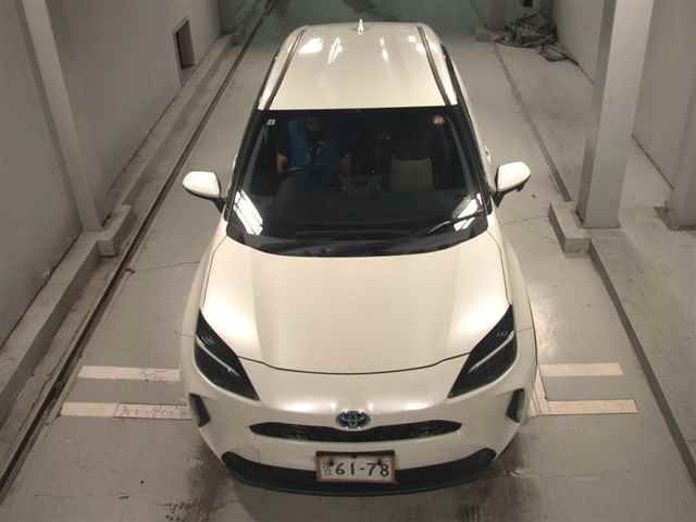 2021 Toyota Yaris Cross Hybrid Z auction photo 6