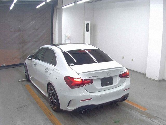 2020 Mercedes-AMG Aクラス A354 Mach AMG Performance 4WD auction photo 2