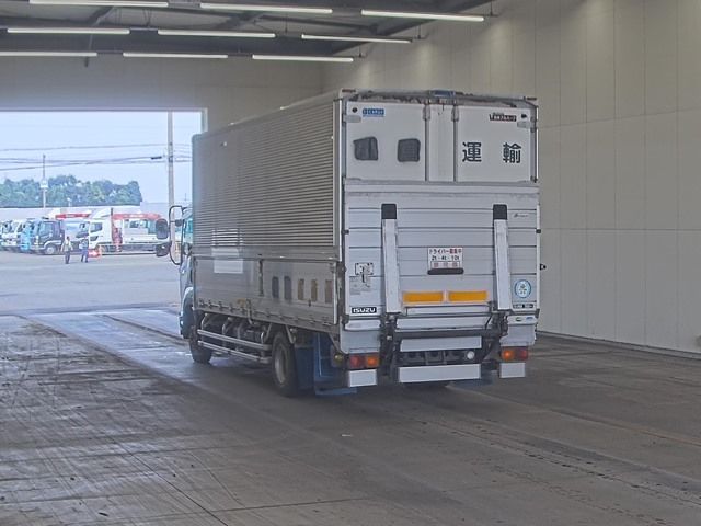 2008 Isuzu Forward アルミウイング PG auction photo 2