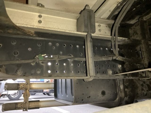 2008 Isuzu Forward アルミウイング PG auction photo 12