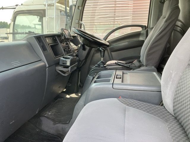 2008 Isuzu Forward アルミウイング PG auction photo 5