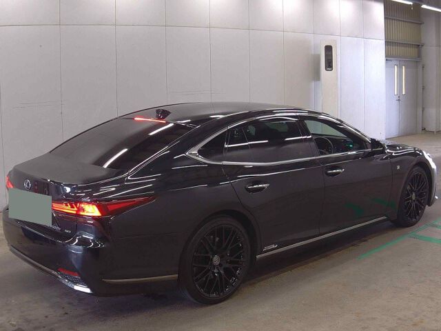 2021 Lexus LS LS500H F Sport 4WD auction photo 5