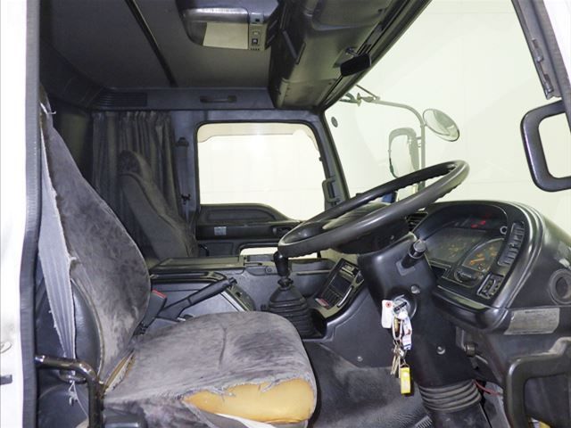 1998 Isuzu コンテナ専用車 auction photo 5
