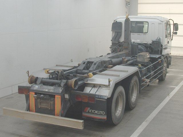 1998 Isuzu コンテナ専用車 auction photo 2