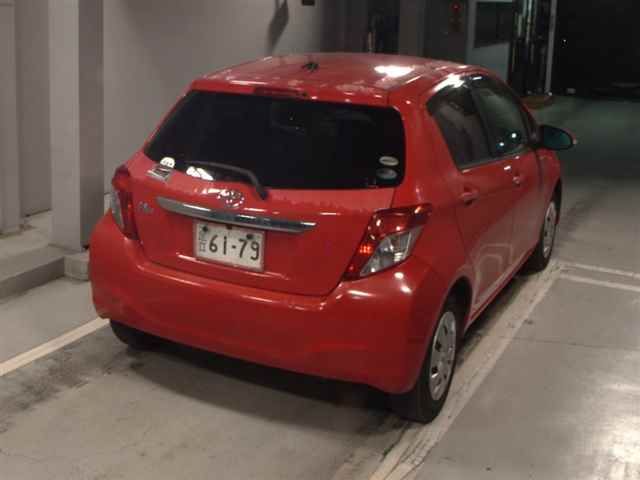2014 Toyota Vitz Fスマイルエディション auction photo 5