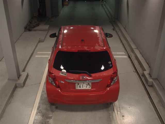 2014 Toyota Vitz Fスマイルエディション auction photo 7