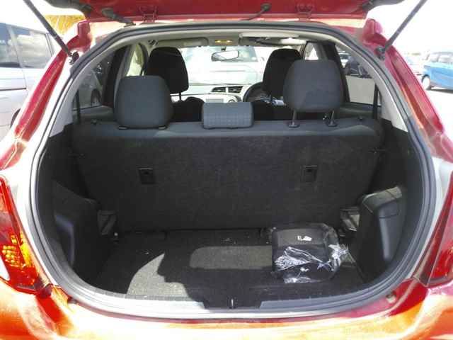2014 Toyota Vitz Fスマイルエディション auction photo 10