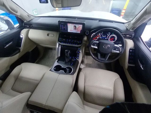2025 Toyota Land Cruiser ZX 4WD auction photo 3