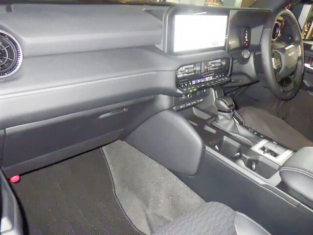 2025 Toyota Land Cruiser 250 VX 4WD auction photo 3