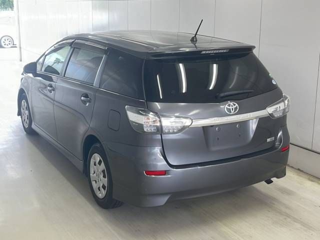 2015 Toyota Wish 1.8X auction photo 3
