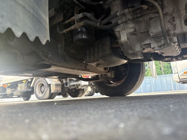 2005 Isuzu Elf アルミウイング auction photo 11