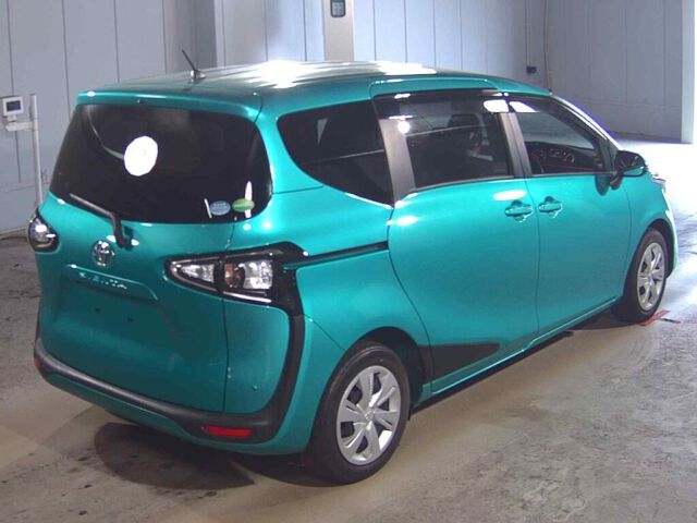 2021 Toyota Sienta Fanbase G auction photo 5