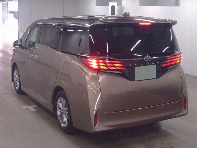 2025 Toyota Alphard Z auction photo 2