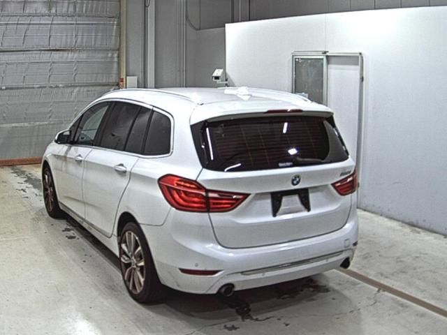 2015 BMW 2 Series 220iグランツアラー ラグジュアリー auction photo 2