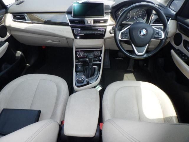 2015 BMW 2 Series 220iグランツアラー ラグジュアリー auction photo 3
