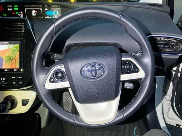 2018 Toyota Prius A Touring Selection auction photo 3