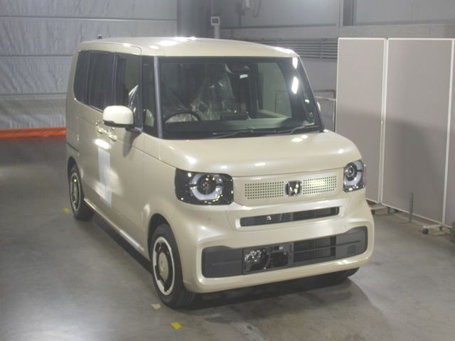 2026 Honda N-BOX Fashion Style auction photo 4