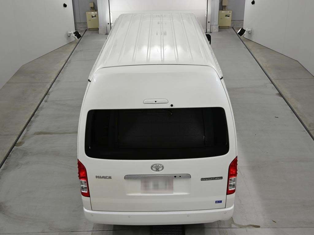 2021 Toyota Hiace グランドキャビン auction photo 8
