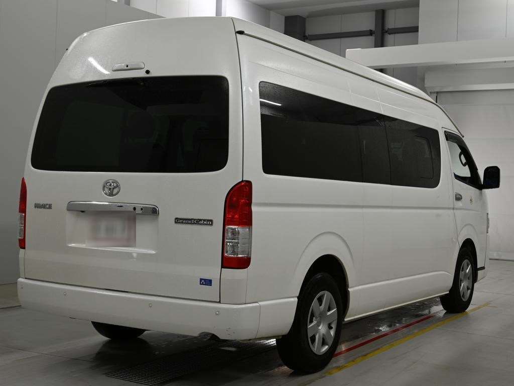 2021 Toyota Hiace グランドキャビン auction photo 2