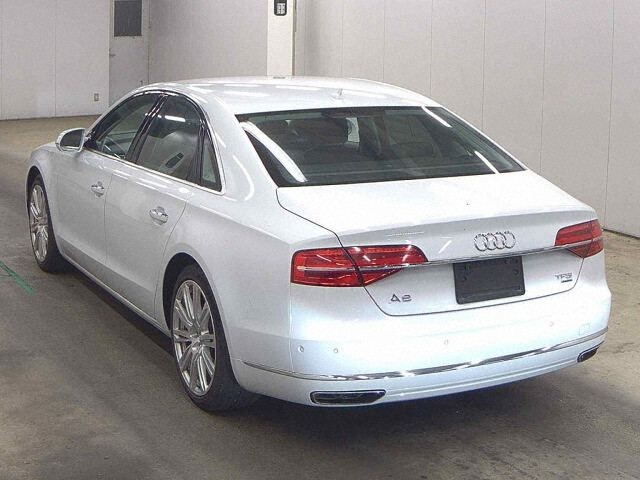 2017 Audi A8 3.0TFSIクワトロ 4WD auction photo 2