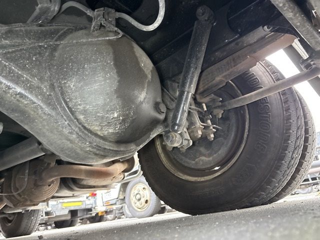 2011 Isuzu Elf コウショサギョウ auction photo 10