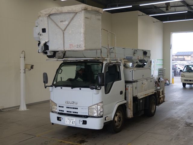 2011 Isuzu Elf コウショサギョウ Japan auction vehicle