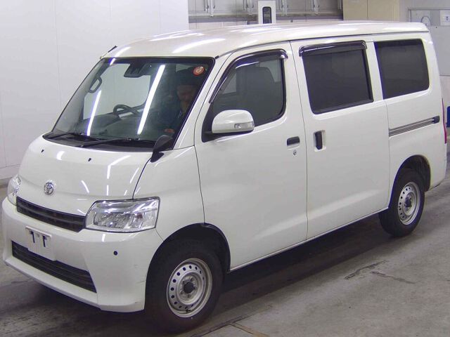 2021 Toyota TownAce Van GL auction photo 4