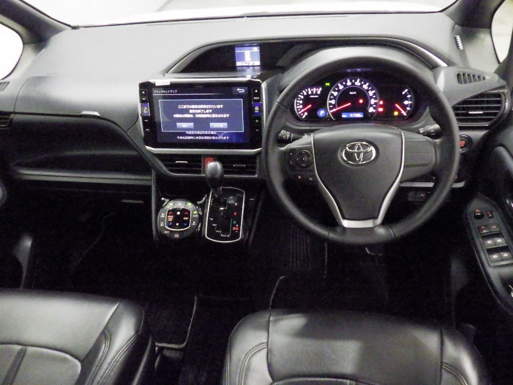 2016 Toyota Voxy ZS煌II 7人 auction photo 3