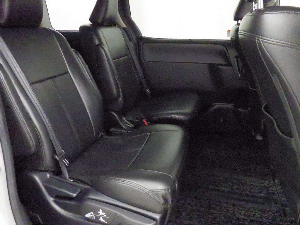2016 Toyota Voxy ZS煌II 7人 auction photo 7