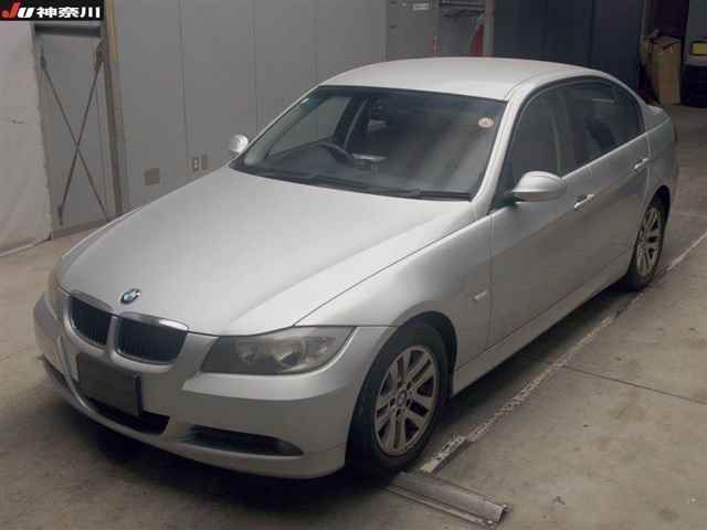 2005 BMW BMW3シリーズ 320i auction photo 4