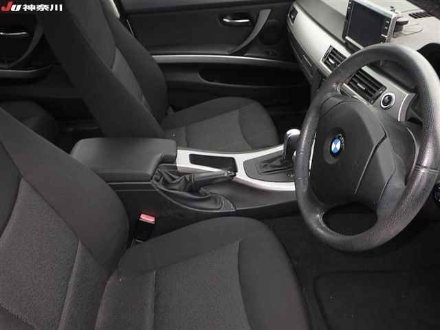 2005 BMW BMW3シリーズ 320i auction photo 8