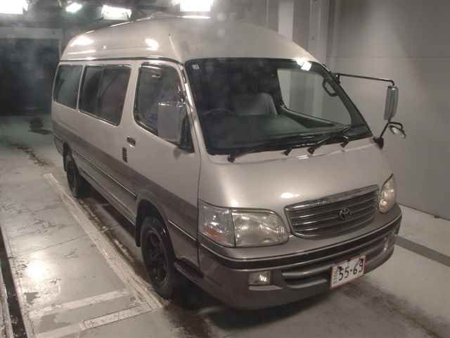 Japan Auction Vehicles 12 2001 Toyota Hiace 4WD Camping auction photo