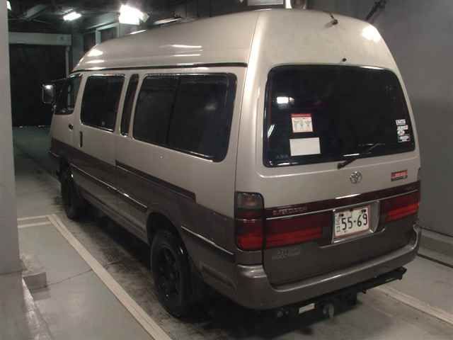 2001 Toyota Hiace 4WD Camping auction photo 2