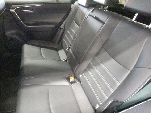 2021 Toyota RAV4 ハイブリッドG 4WD auction photo 6