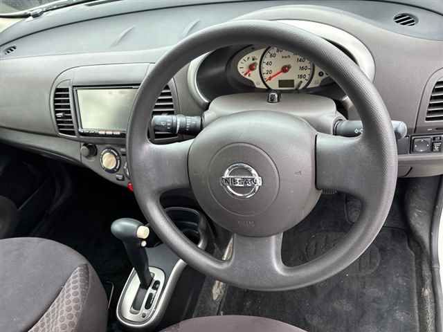 2010 Nissan マーチ5HB auction photo 3