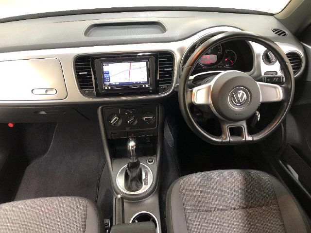 2013 Volkswagen ワーゲンビートル デザイン auction photo 5