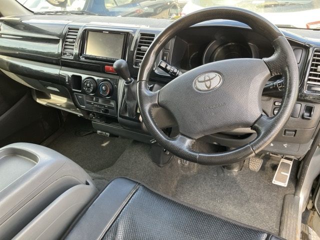 2004 Toyota Hiace バン スーパーGL auction photo 4