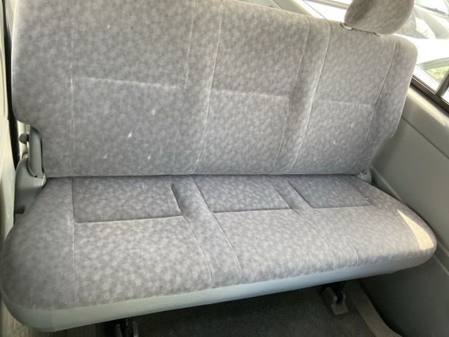 2004 Toyota Hiace バン スーパーGL auction photo 11