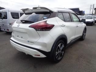 2021 Nissan Kicks X auction photo 2