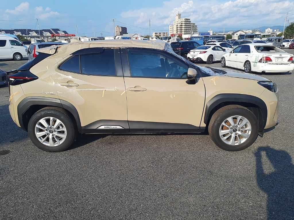 2025 Toyota Yaris Cross G auction photo 3