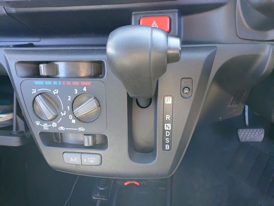 2020 Daihatsu Mira e:S auction photo 12