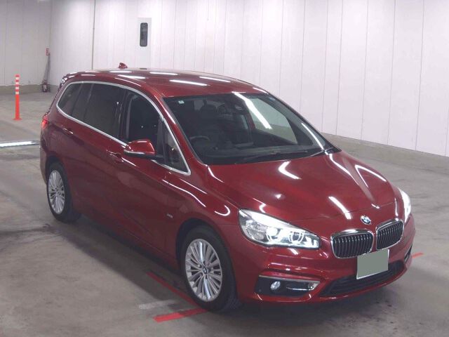 2018 BMW 2 Series 218Iグランツアラグ Japan auction vehicle