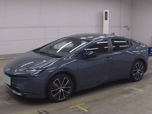 2024 Toyota Prius G 4WD auction photo 4
