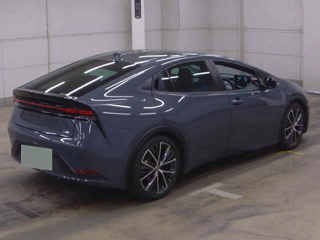 2024 Toyota Prius G 4WD auction photo 5