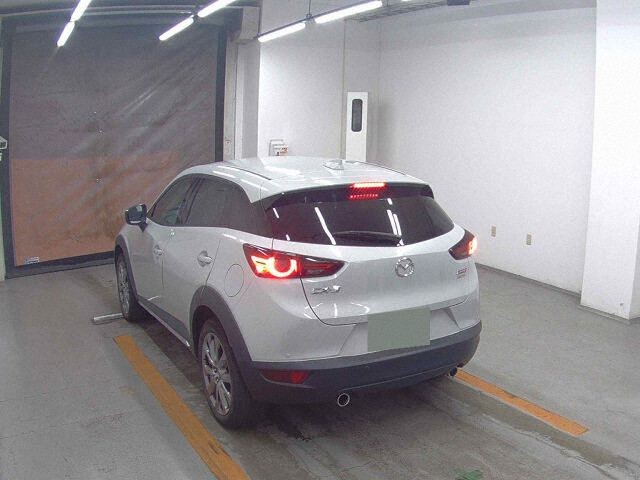 2018 Mazda CX-3 XD Exclusive Mods auction photo 2