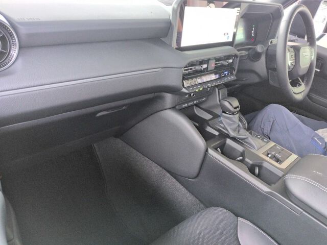 2026 Toyota Land Cruiser 250 VX 4WD auction photo 3