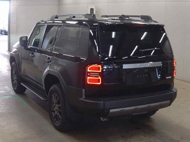 2026 Toyota Land Cruiser 250 VX 4WD auction photo 2