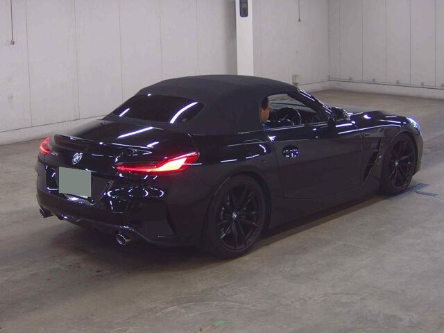 2019 BMW Z4 SDRIVE20IMスポ auction photo 5