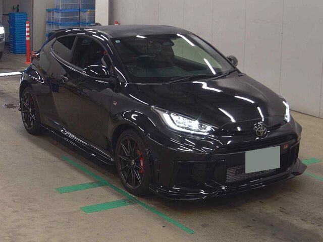 2025 Toyota GR Yaris RZハイパフォーマンス 4WD Japan auction vehicle