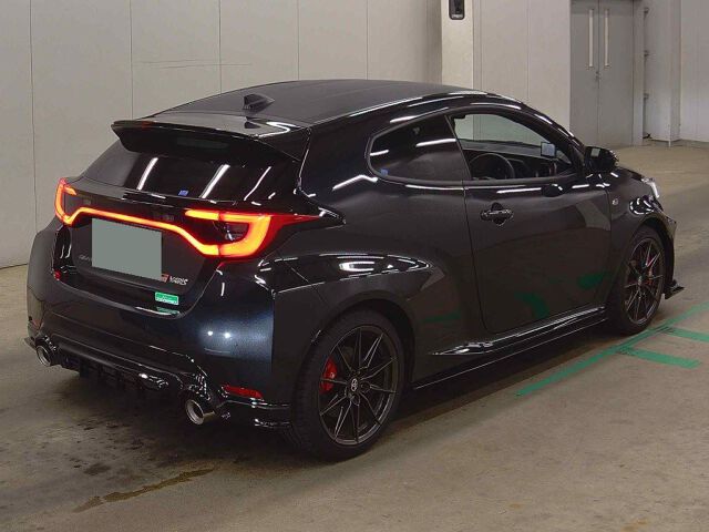 2025 Toyota GR Yaris RZハイパフォーマンス 4WD auction photo 5